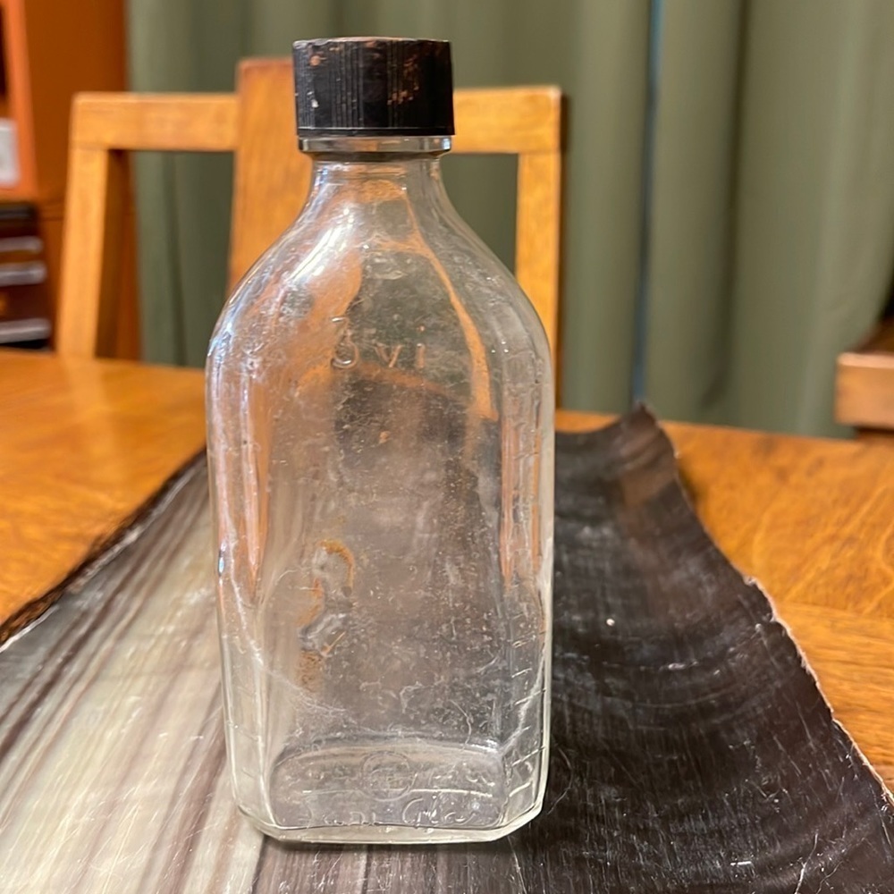 Vintage Brockway Sani-Glas Medicine Bottle 3viii 8 oz 220cc Clear With Lid